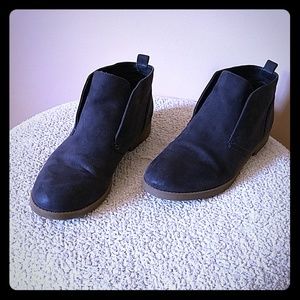 Gray booties/botines gris